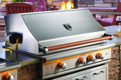 Distinctively Outdoors